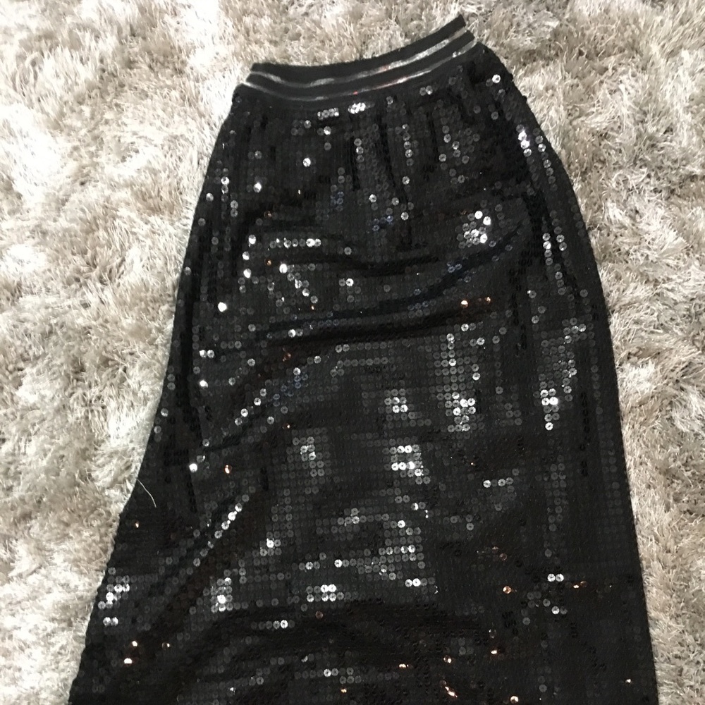 Sequin skirt